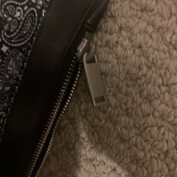 YSL Saint Laurent Bandana Baby Sac de Jour NEW - Picture 12 of 14